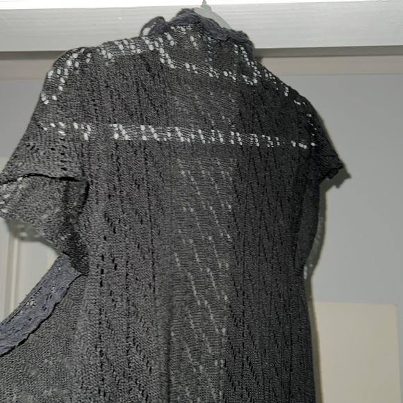 Ladies’ One A Sweater Vest/Shrug - Picture 3 of 7